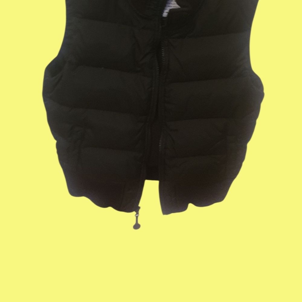 Old Navy Women's Quilted Black Vest
